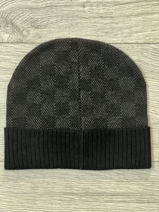 Caciula Louis Vuitton