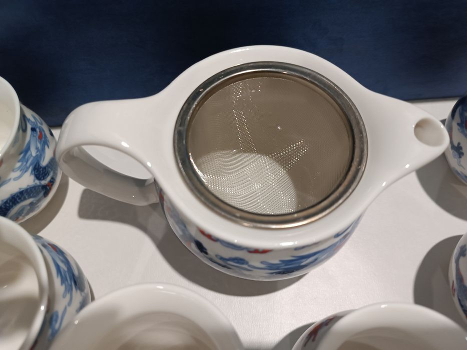 Китайский фарфоровый сервиз.