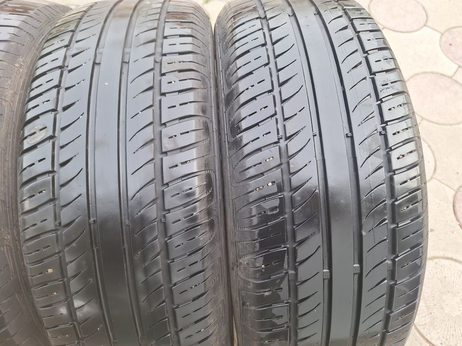 215/65R16 Semperit vară