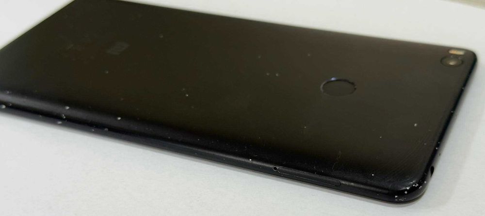 Телефон Xiaomi Mi Max 2 64GB