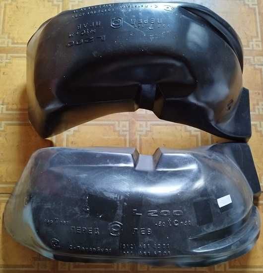 подкрылки Mitsubishi Pajero