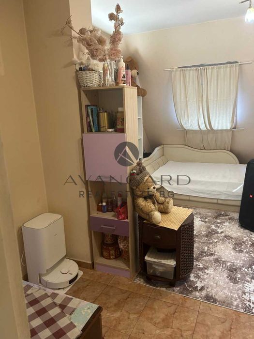 Продава се Тристаен апартамент в Пловдив, Център - 92 кв.м за 1386 €/кв.м - Снимка #2