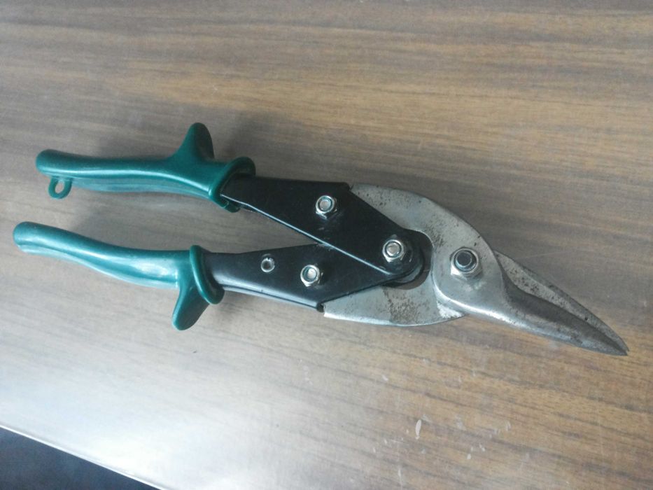 Ножницы по металлу