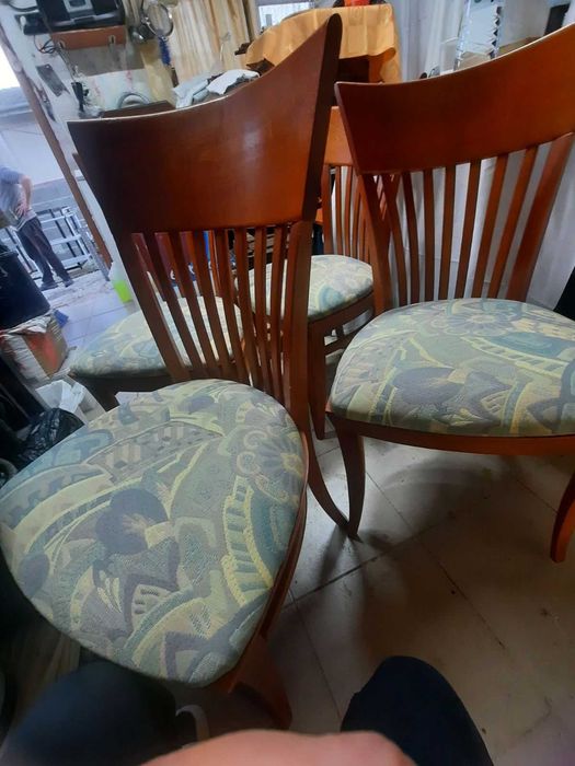 Продавам 4 стола