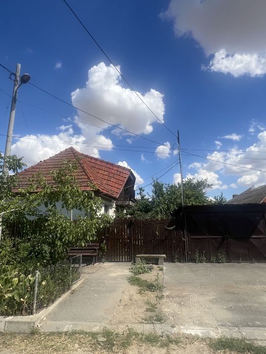 DE VANZARE - Casa construita in 2010, 120mp si teren 280 mp