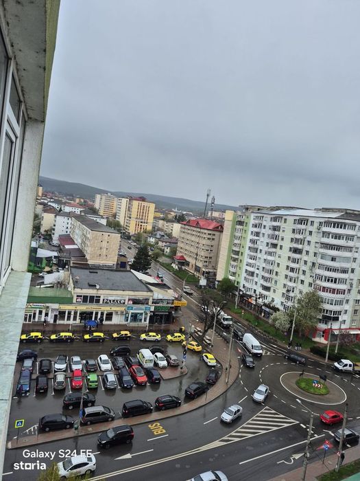 De vânzare – Apartament 3 camere decomandat | Loc de parcare