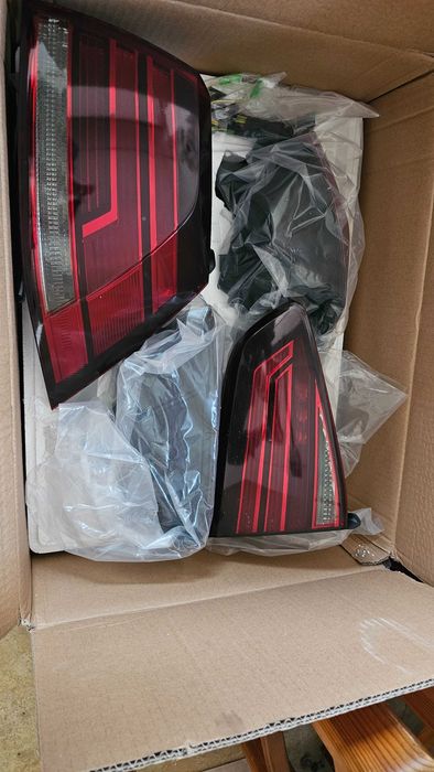 Set Faruri si Stopuri Volkswagen Golf 7