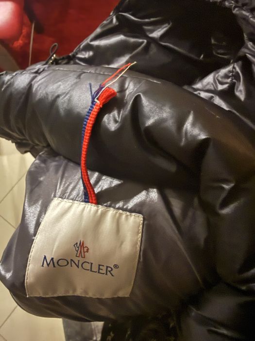 geaca Moncler Maya marimea 4