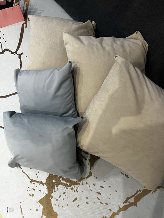 Продам подушки.