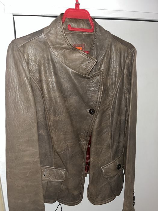 Кожено яке на Boss