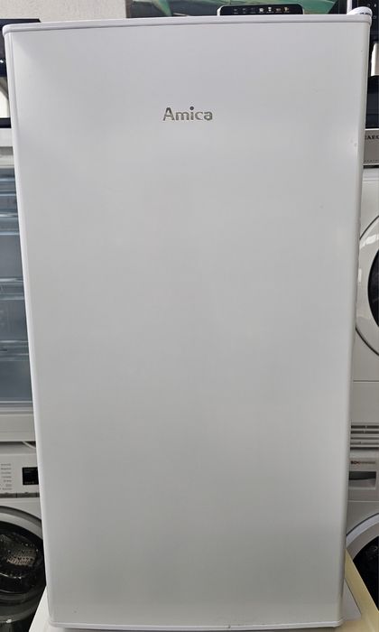 Малък хладилник AMICA