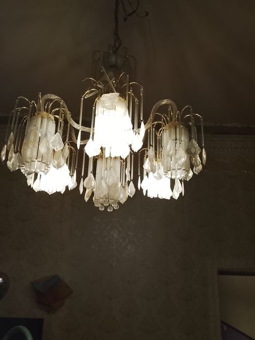 Люстра большая подвесная