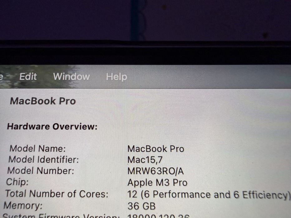 Macbook pro m3 16 pro 36 gb ram 512gb ssd