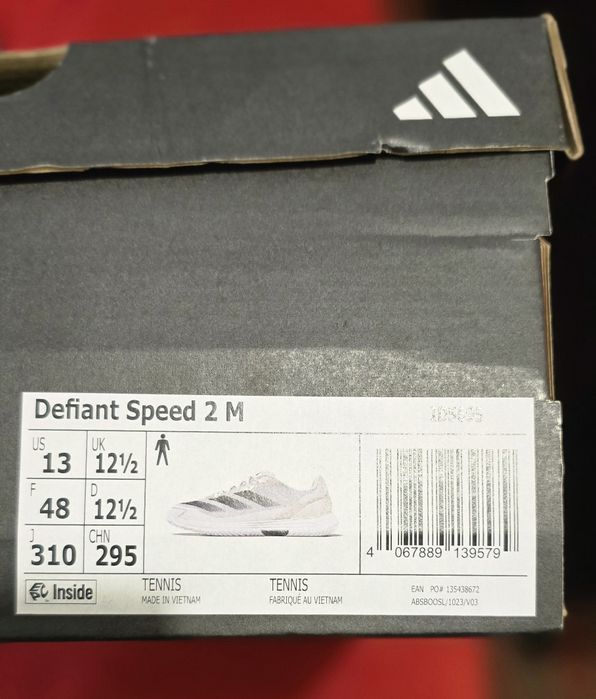 Adidas Адидас нови маратонки