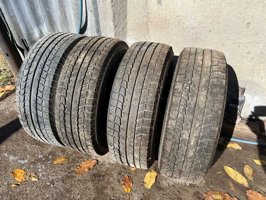 Michelin Latitude X-Ice 235/65 R17– зимни гуми в отлично състояние