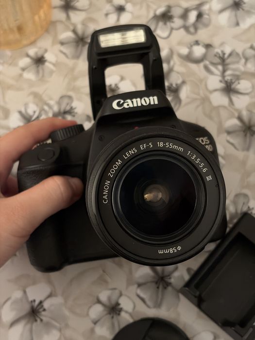 Срочно Продам Canon EOS 4000D!