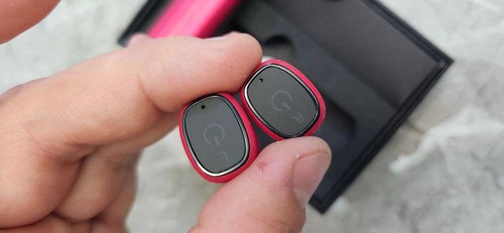 Casti Luxury Bluetooth Waterproof (signal 10 m) (+ power bank )