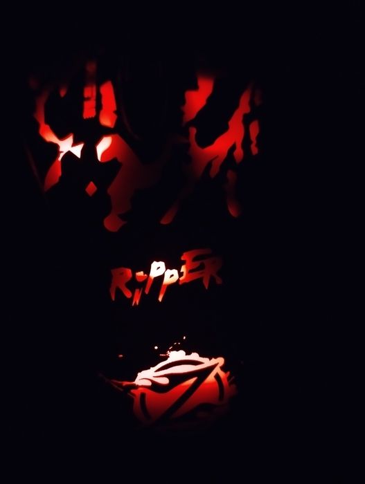 Мишка за гейминг и не става за работа