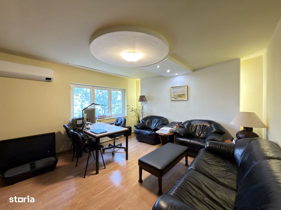 Apartament 3 camere, decomandat, 72mp utili, etaj 2, zona Sagului — fotografia 1