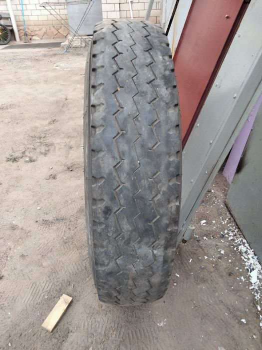 Продам шины Газон 8.25R20