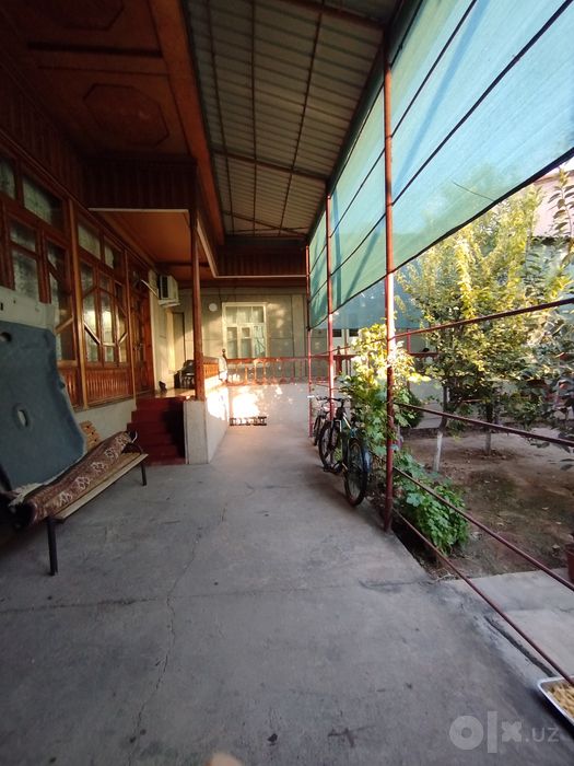 Продаю дом 11 комнат,4,5 соток,