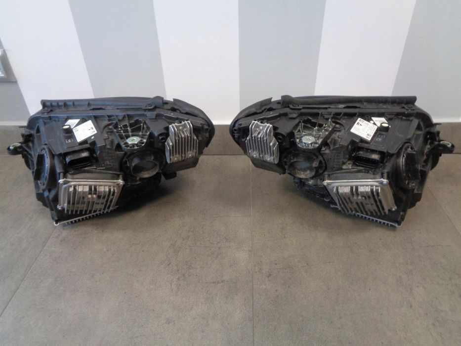 Mercedes C Class W205 facelift far multibeam led stanga dreapta faruri