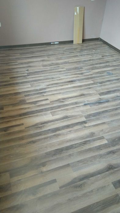 Монтаж на ламинат