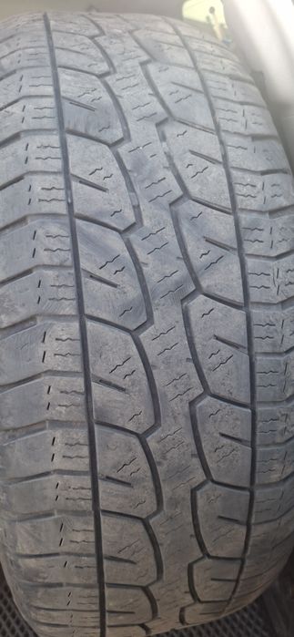 Продам б.у резину.
