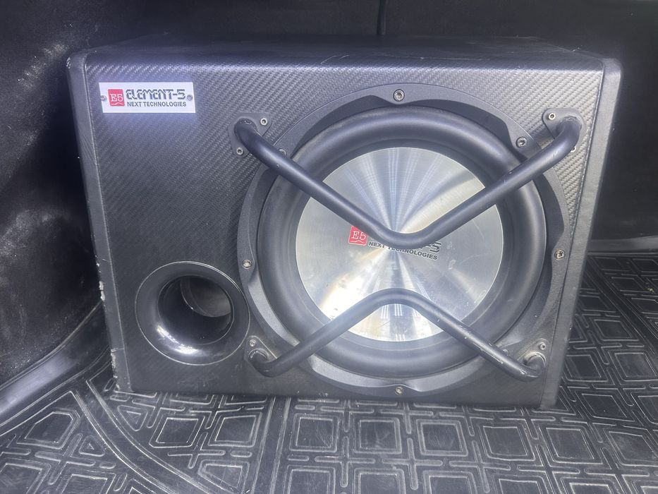 Продам сабвуфер Element-5