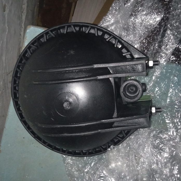 Продам поилки для коров , новые