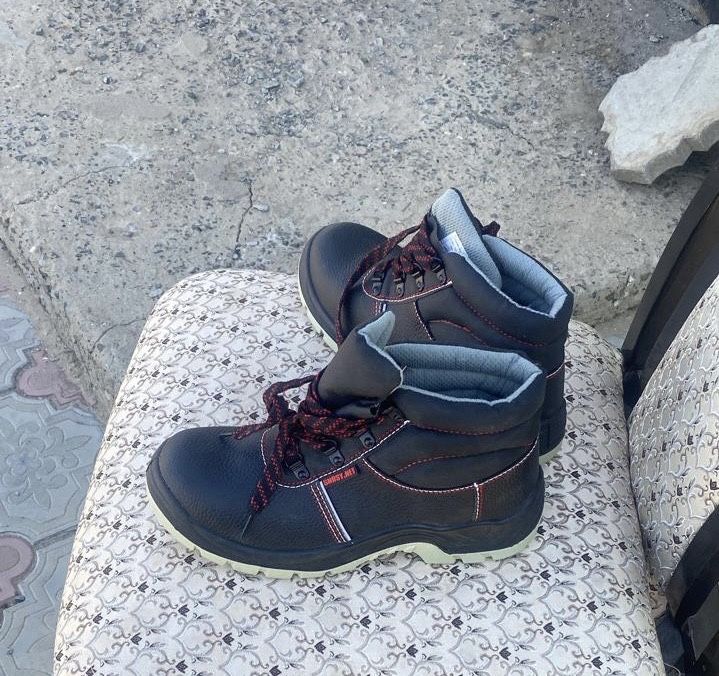 зимняя и осенная обувь