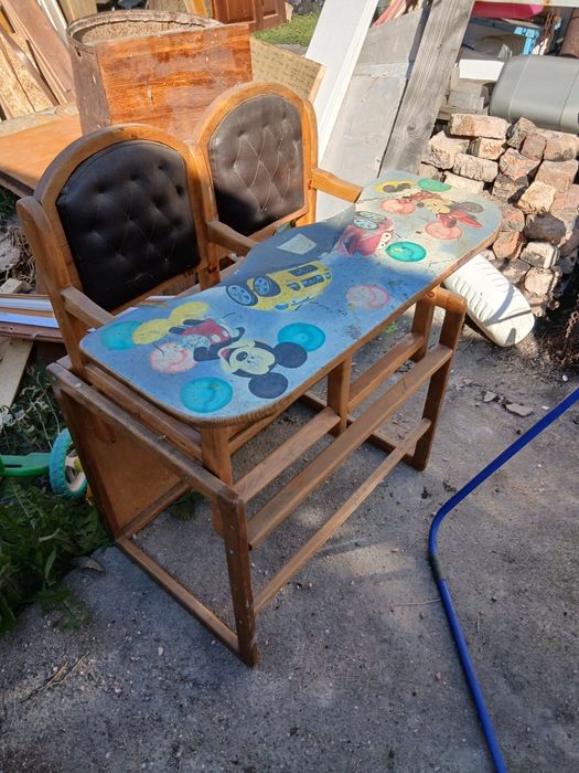 Мольберт качеля и столик для кормления