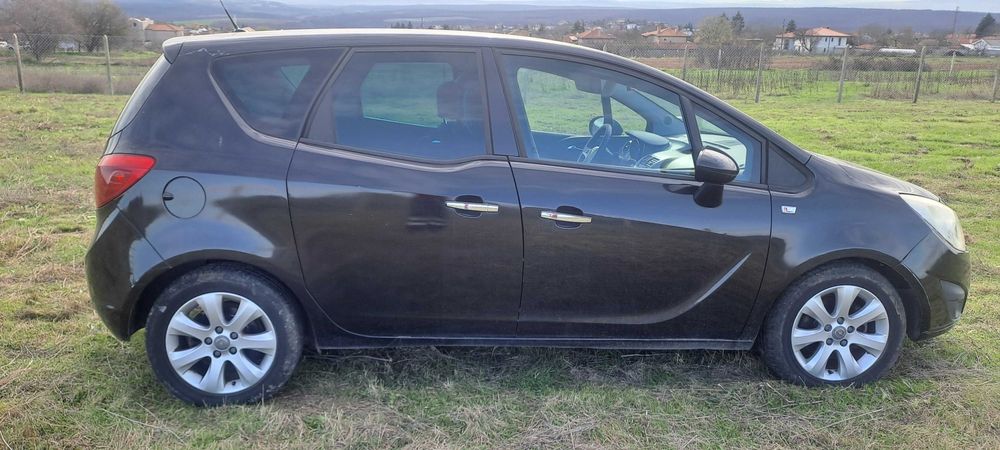 Опел Мерива Opel Meriva CDTI 1.3 95 к.с