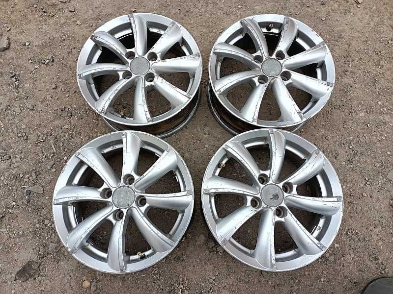 Продам легкосплавные диски на ВАЗ