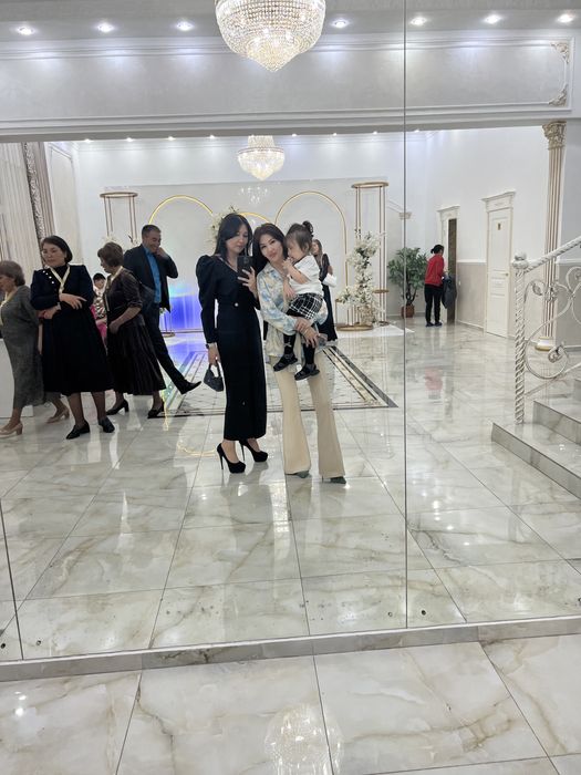 Платье вечернее, юбка-рыбка пайетки