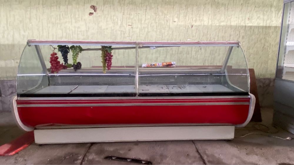 продается холодильник морозилник б у