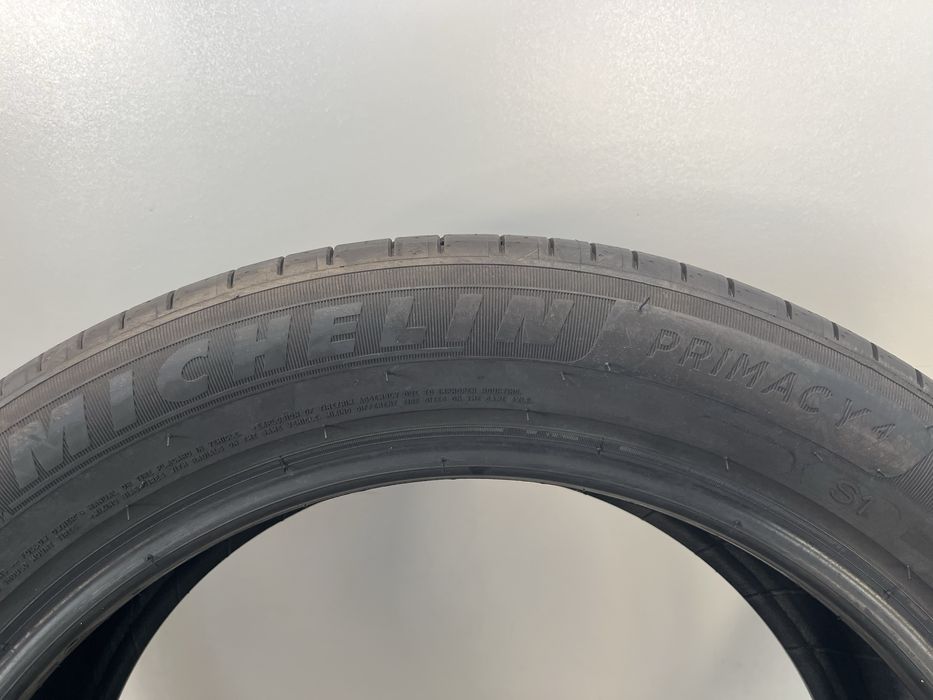 Чисто нови летни гуми 235/50/19 Michelin