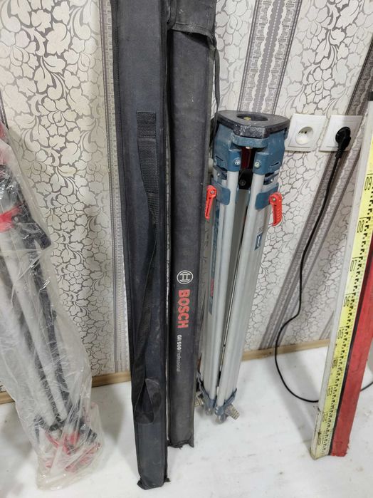 Nivelir yangi(b/u) sotiladi va arenda beriladi. Buzilganini tuzatamiz.