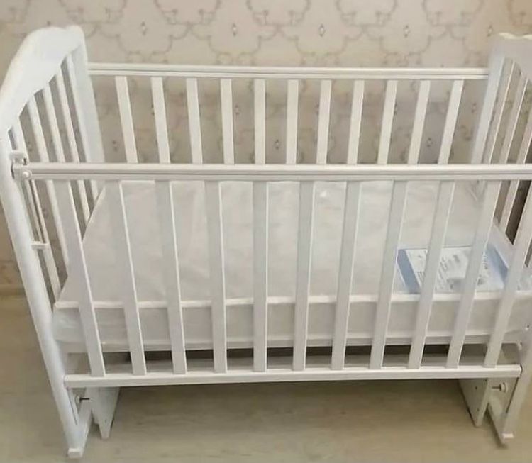 Срочно продам манеж