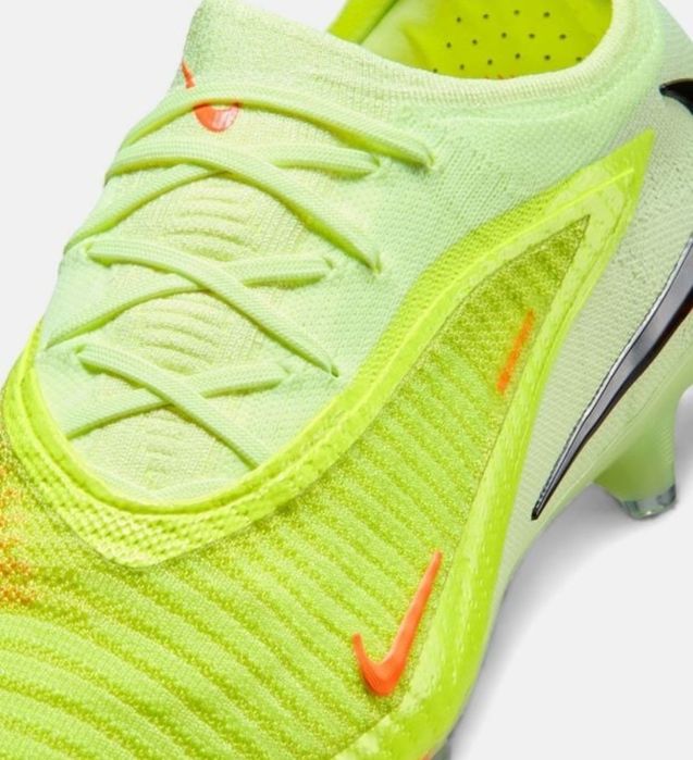 Vand ghete fotbal Nike Phantom Sg 40.5