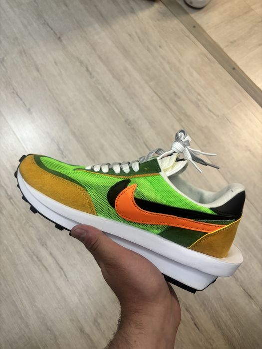 Продам мужские кроссовки