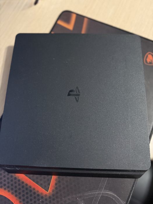 PlayStation 4 1TB (ИЗПРАТЕН)