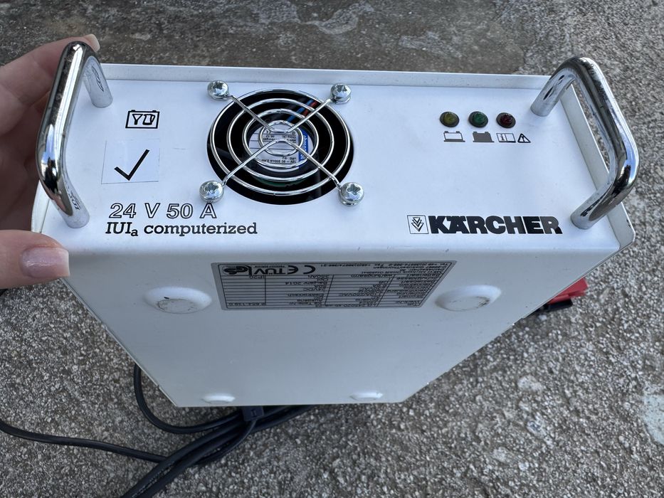 индустриално зарядно за батерии Kärcher SB120 24V/50A