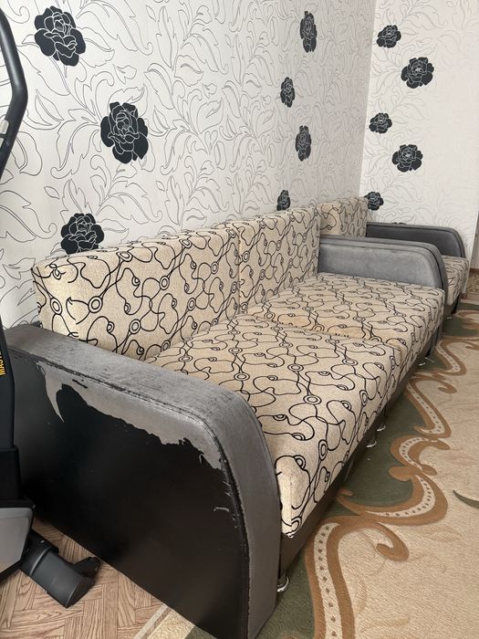 Диван для гостинной