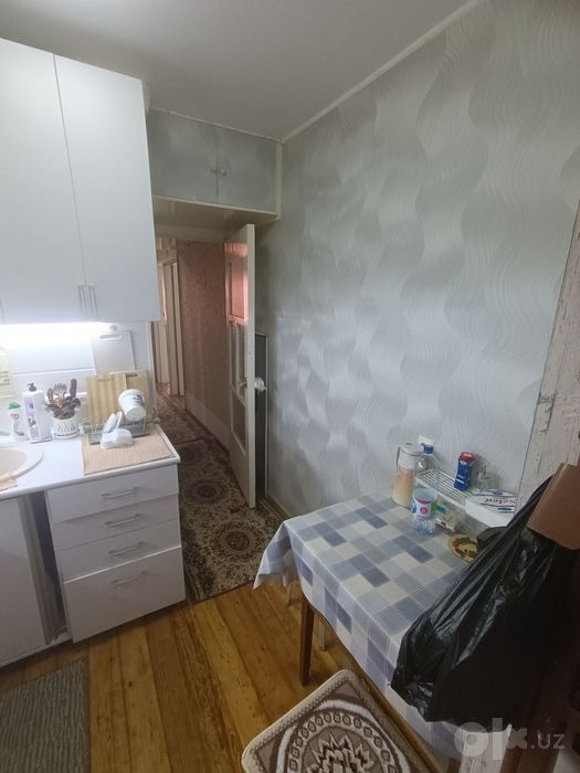Продается своя квартира на чилонзаре 22 квартал 3 комнатная