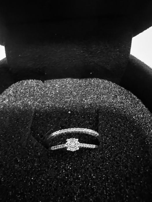 Inele dama din aur alb cu diamante