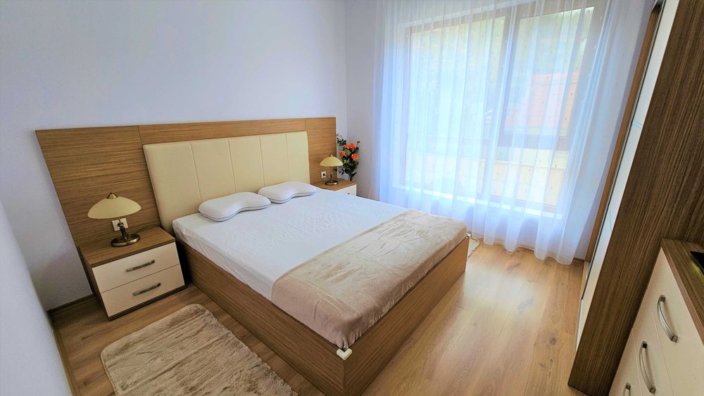 Многостаен апартамент с две паркоместа първа линия море Кабакум, Варна