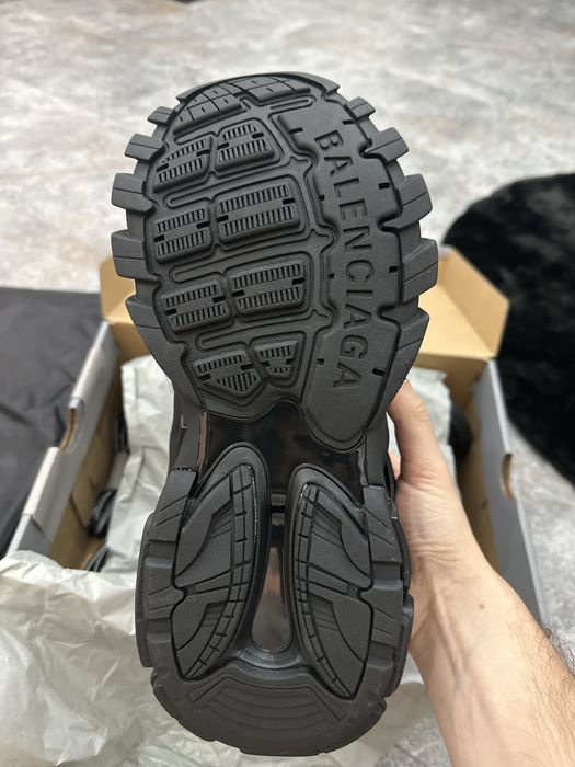 Balenciaga Track Black