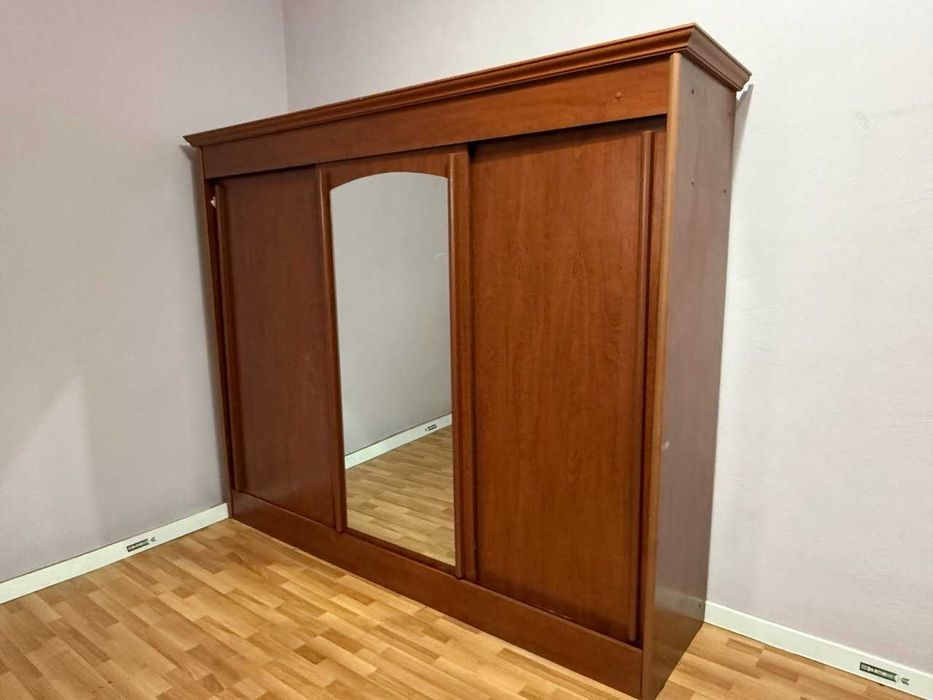 Шкаф для одежды Б/У 2шт