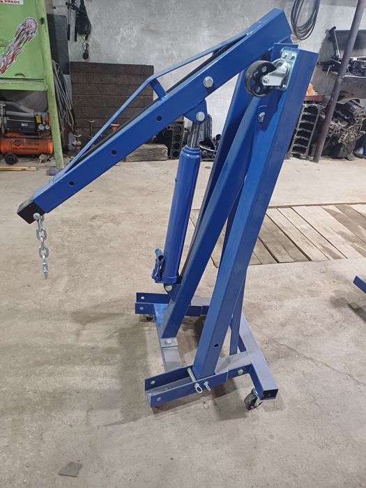 Стенд и подъёмник для двигателя